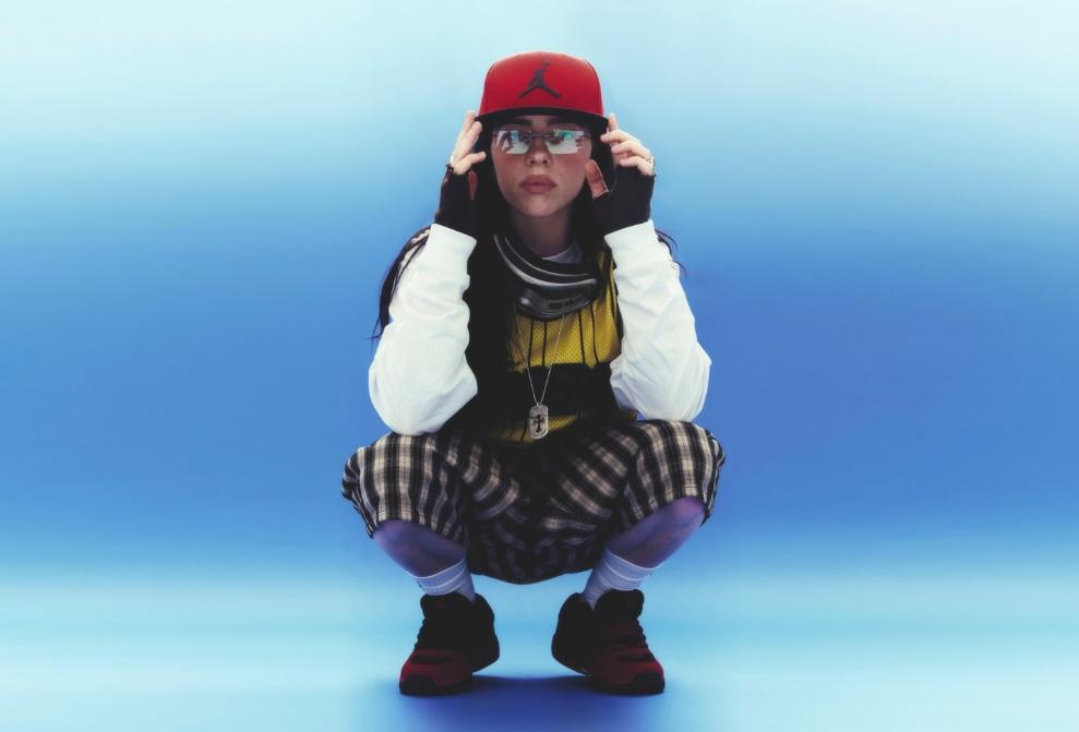 Billie Eilish balança os sentidos com novo álbum "HIT ME HARD AND SOFT"