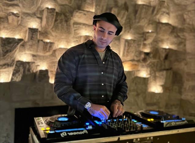 Esttevan, DJ brasileiro que chamou a atenção de Madonna se apresenta em São Paulo 1