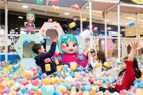 Rainbow Beez Parque dos Doces chega hoje ao CenterVale Shopping 3