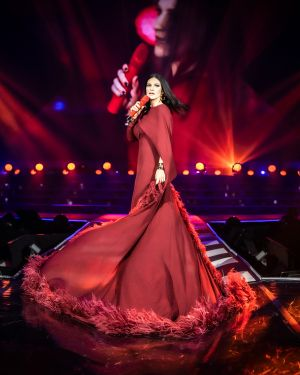 Laura Pausini conclui turnê mundial com show na virada do ano