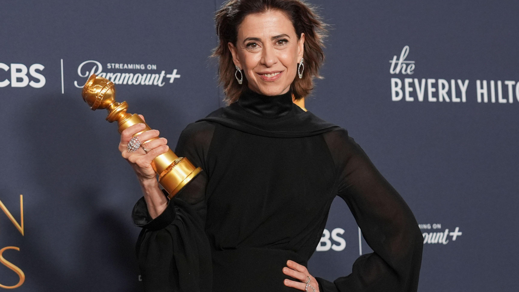 Buscas por Fernanda Torres disparam em 17 países estrangeiros após prêmio no Globo de Ouro