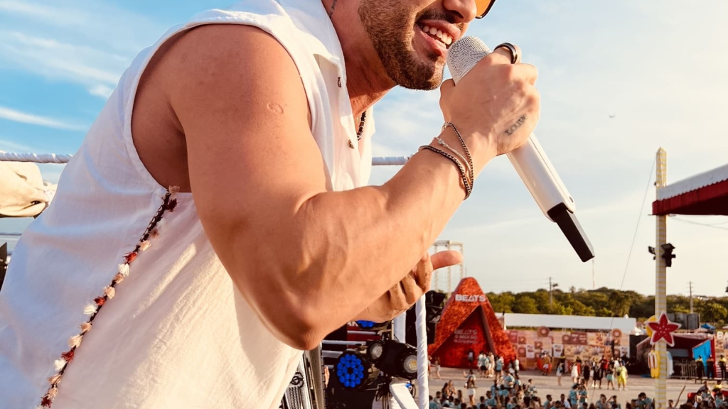 Ávine Vinny encerra Carnaval 2025 com agenda intensa de shows pelo Nordeste