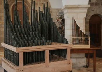 O órgão cristão mais antigo do mundo toca novamente após 800 anos