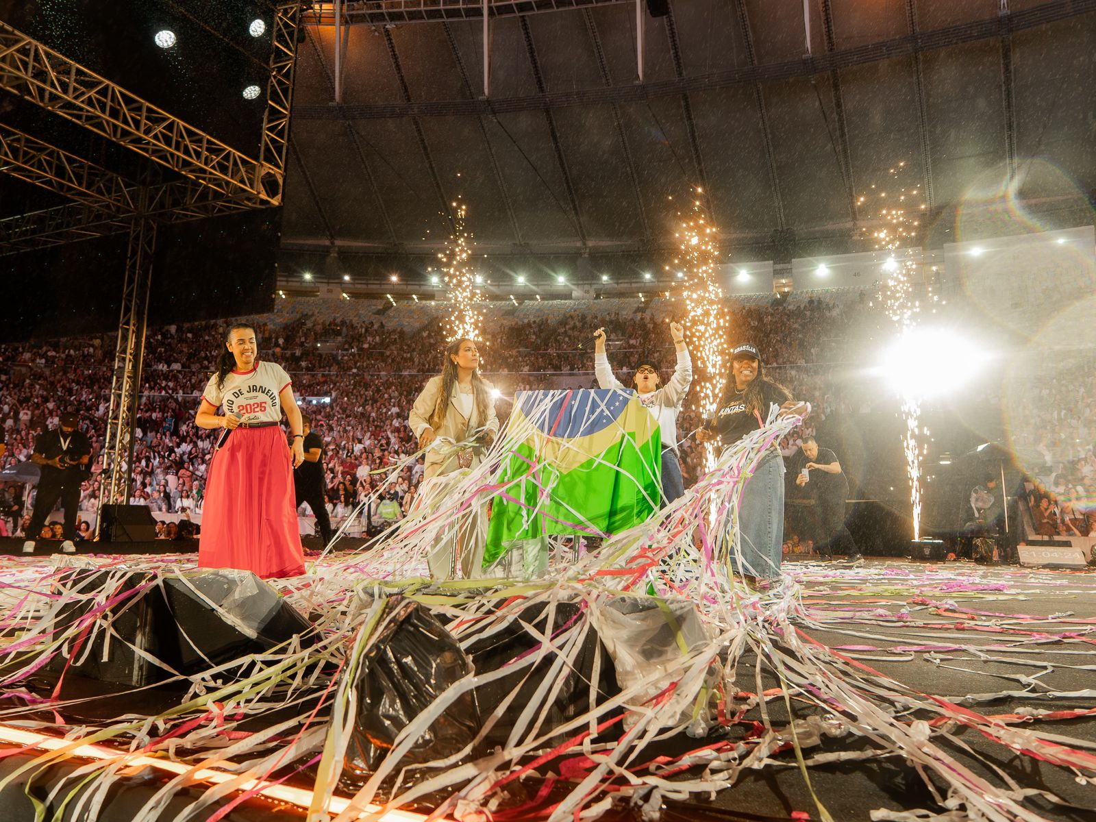 JUNTAS Conference 2025 reúne mais de 65 mil mulheres no Maracanã, o maior encontro cristão feminino do Brasil
