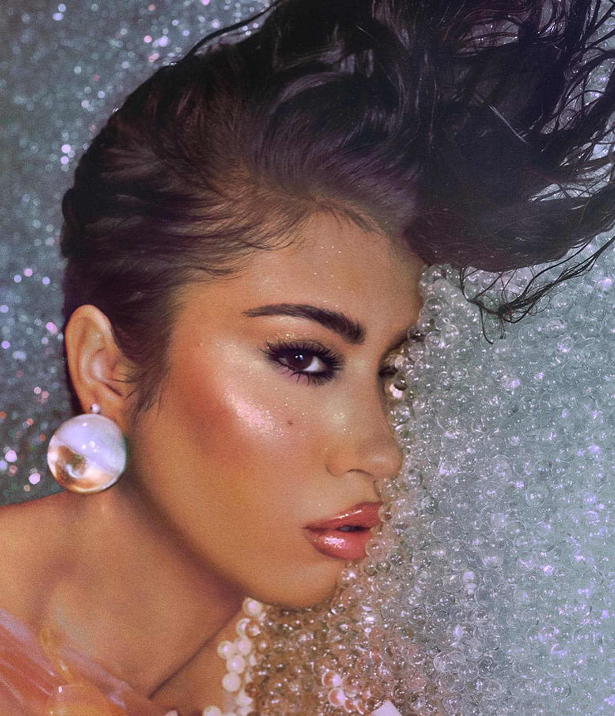 Kali Uchis lança versão deluxe de “Sincerely” e entrega collab dos sonhos com Mariah The Scientist