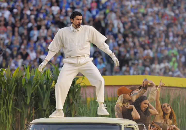 Bad Bunny em São Paulo: Estreia histórica agita a capital com megaespetáculo